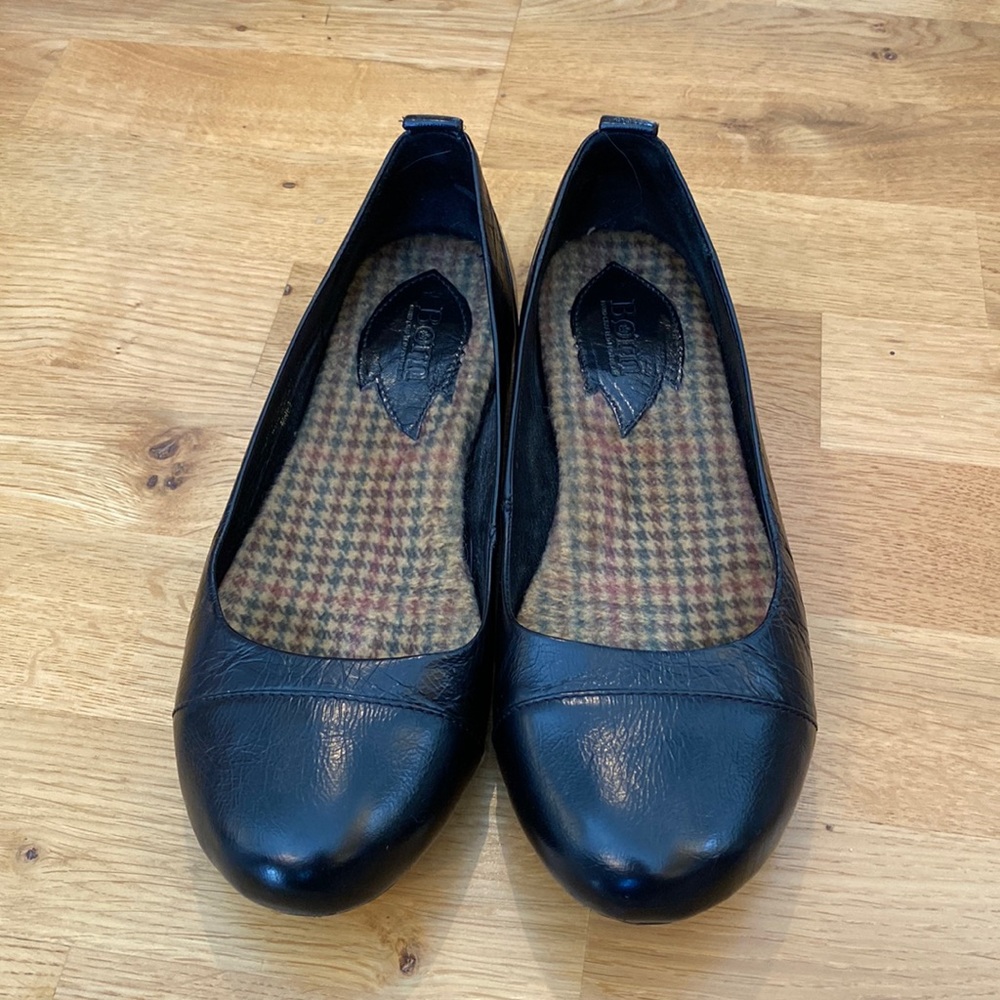 Born flats, black, size 8.5